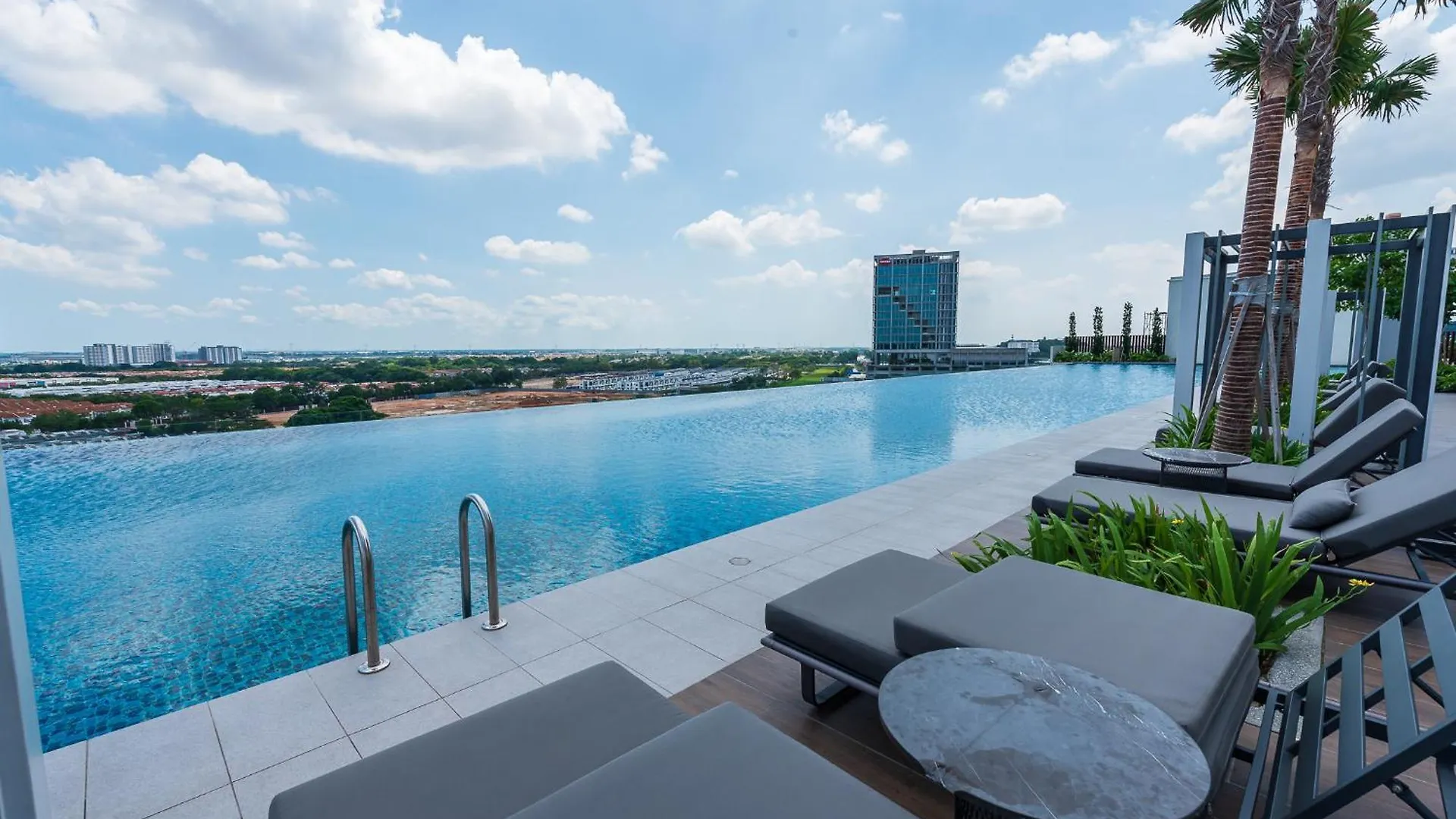 Sccc Setia Alam# 3Bedroom # 43A Shah Alam 0*,  Malaysia