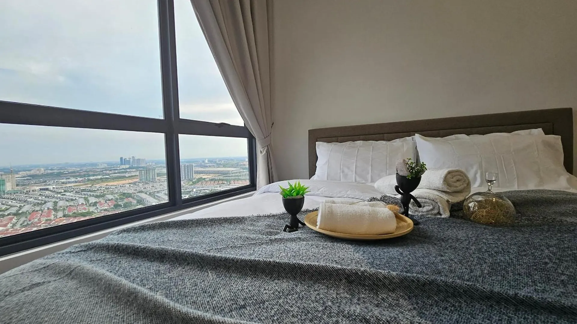 Apartment Sccc Setia Alam# 3Bedroom # 43A Shah Alam